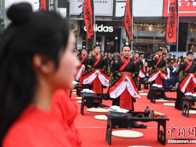 長沙漢式結(jié)婚大典 31對(duì)新人展示兩千年前禮儀