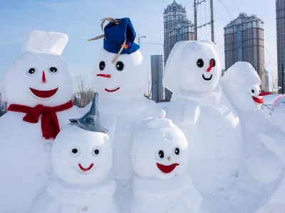 2018個千姿百態的雪人亮相冰城